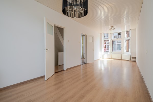 Medium property photo - Hendrik van Deventerstraat 158, 2563 XZ Den Haag